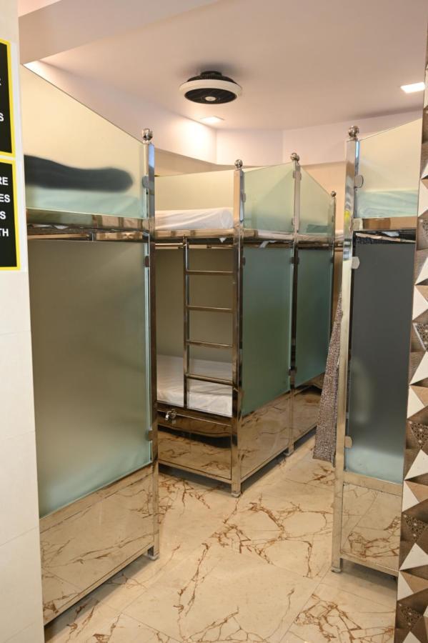 Sagar Dormitory Andheri - Nearest To Andheri Railway Station West Bombay Extérieur photo